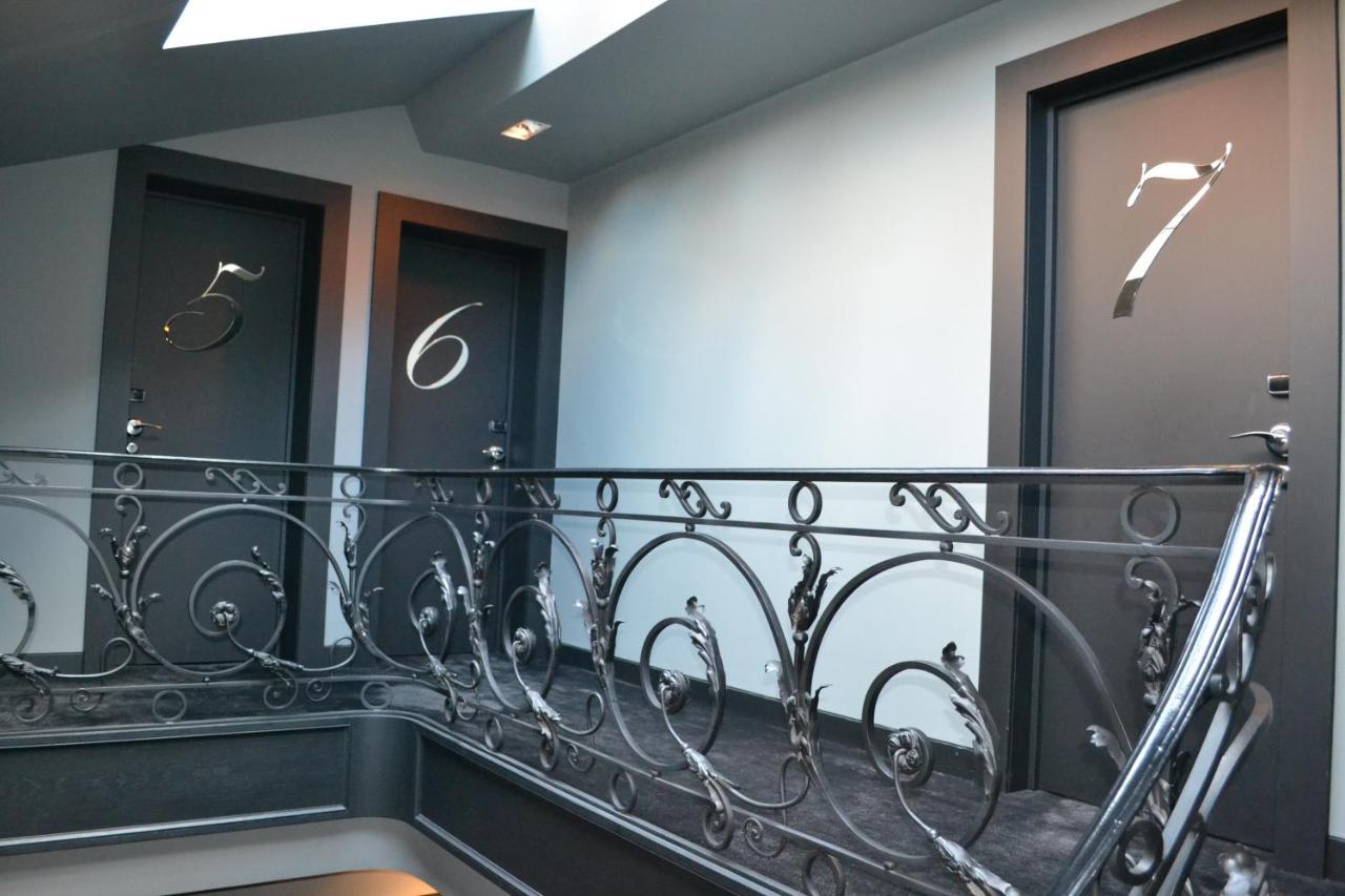 Hotel Odette En Ville Ixelles Zewnętrze zdjęcie