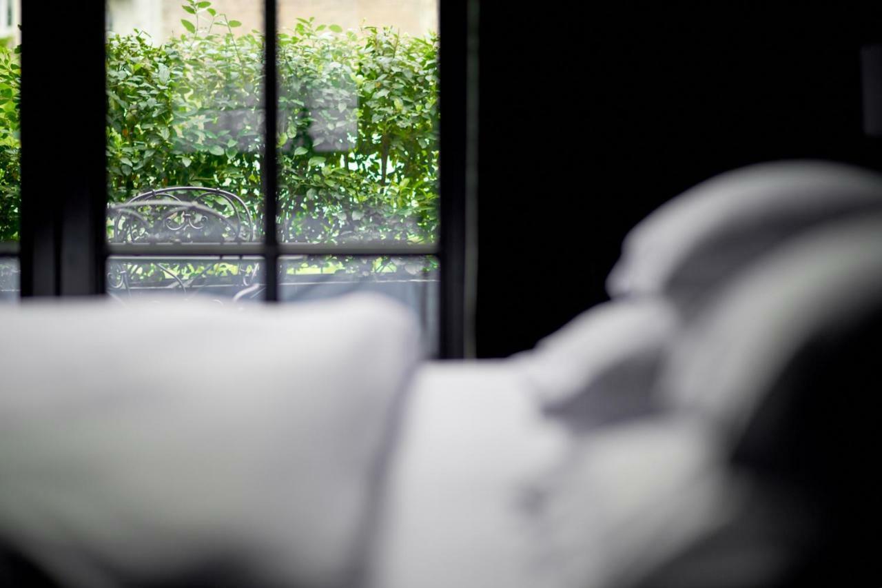 Hotel Odette En Ville Ixelles Zewnętrze zdjęcie