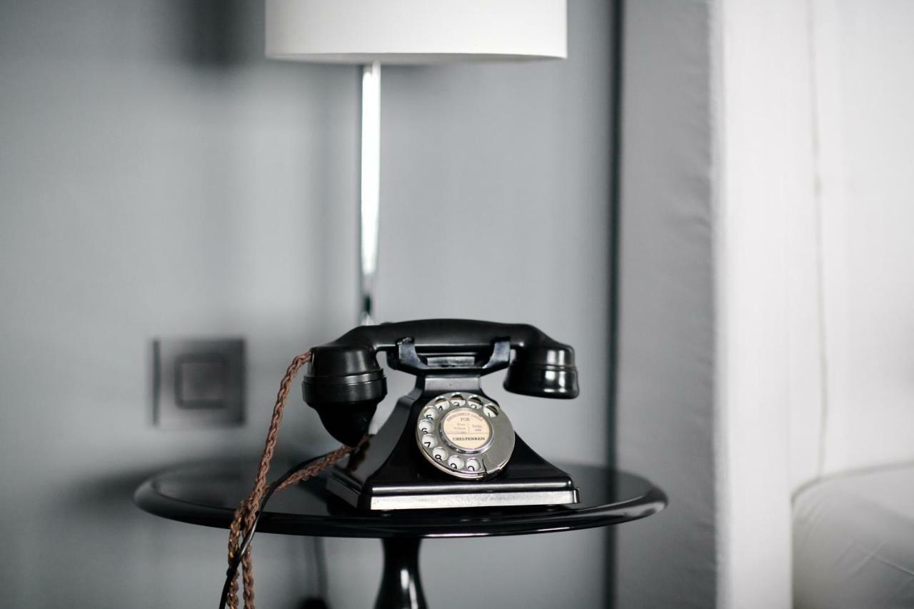 Hotel Odette En Ville Ixelles Zewnętrze zdjęcie